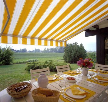 retractable-awning.jpg